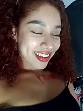 Chat +18 de Sienna_brunette ao vivo