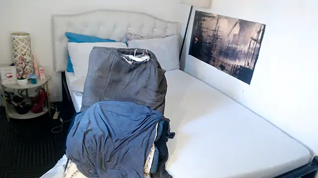 Czat XXX na żywo – NinaDOM4CUM