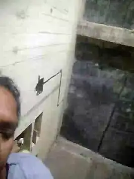 Chat +18 de Loomaraj ao vivo