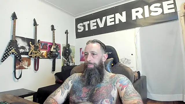 Chat XXX en directo de StevenRiseNYC