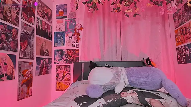 Онлайн чат XXX MissCurvyTop