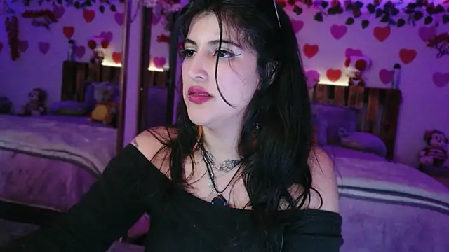 Онлайн чат XXX AzaharJaan