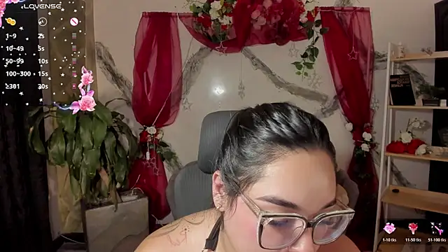 CelesteBrucee's Live XXX Chat