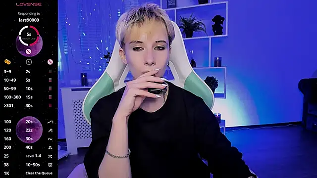 _Rein_ramm élő XXX-chatje