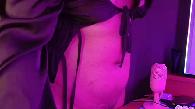 SmokyDee Live XXX-Chat