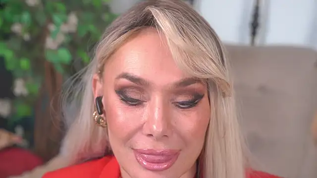 Czat XXX na żywo – IsadoraDunkan