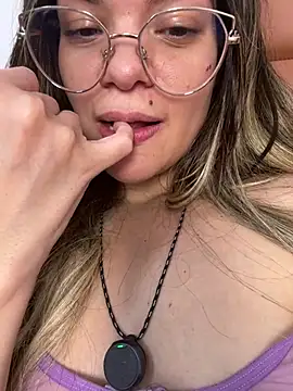 Czat XXX na żywo – Zyrella