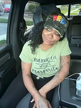 HaloRodeoLover2 live XXX chat