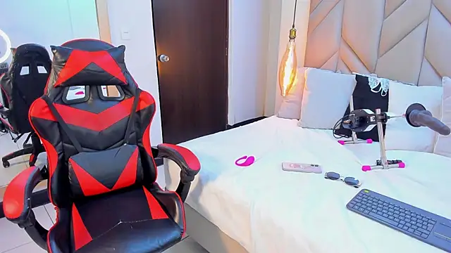 SabrinaVantress 现场XXX聊天