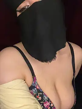 RooVaaN-Xx Webcamshow