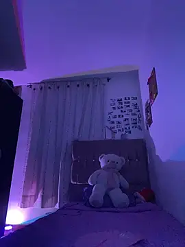 Chat +18 de sarita_violet07 ao vivo