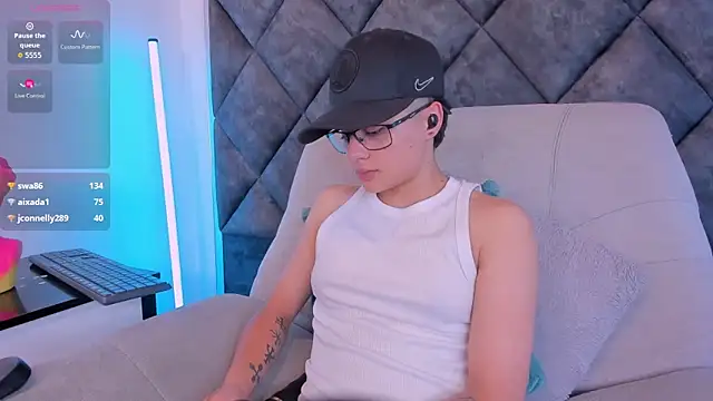 _Eternal_ Chat XXX in diretta