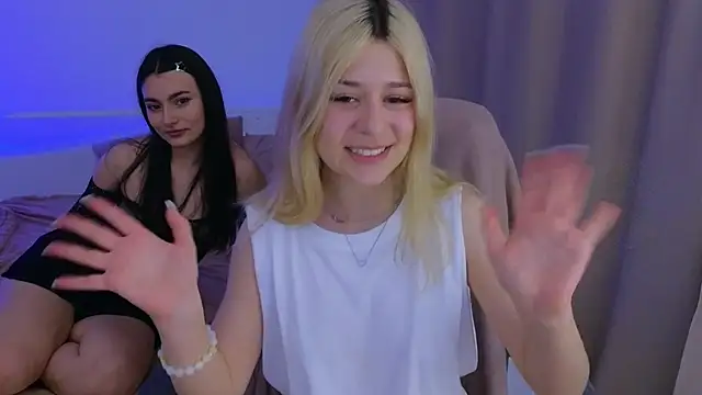 ApheliaStar Adlı Modelin Canlı XXX Sohbeti