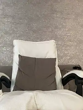 Czat XXX na żywo – LillySquirtShot