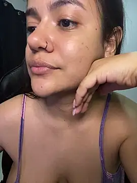 دردشة demonaughtyyy الجنسية المباشرة