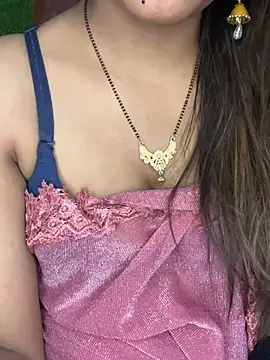 CUTI-NAINA Live XXX-chat