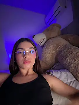 Chat XXX en directo de Eveliin_ruiz