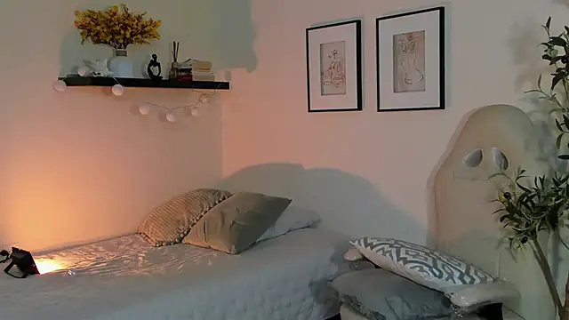 isabella-garcia-'s Live XXX Chat