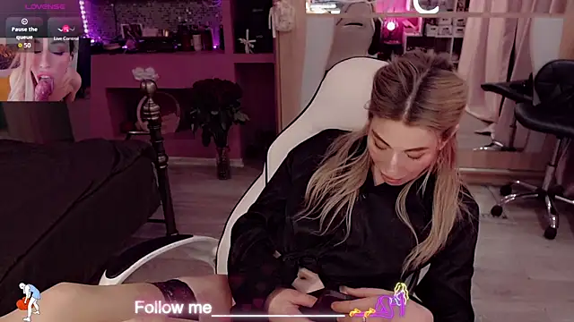 AnnieGOld_: онлайн-секс-чат