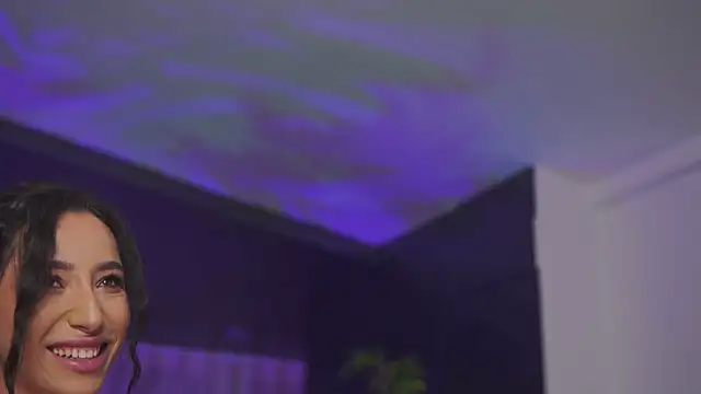 Chat XXX en directo de GinaValentinna