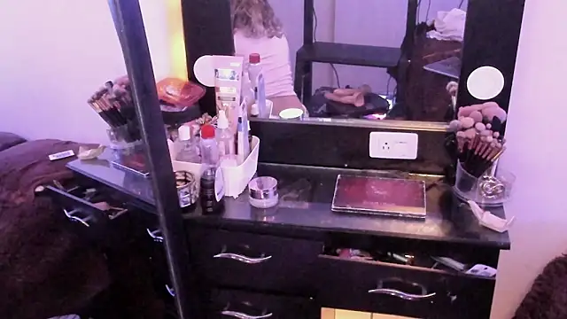 Laurenn_Sweet live XXX chat