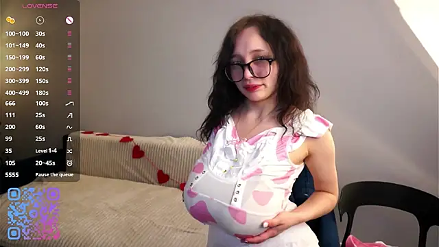 دردشة HannaHayles الجنسية المباشرة