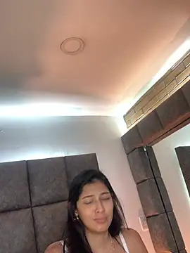 BrigitteVons Chat XXX in diretta