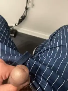 awesomemilkss Show in webcam