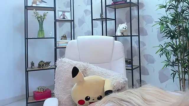 Smileyelyourgf Webcam show