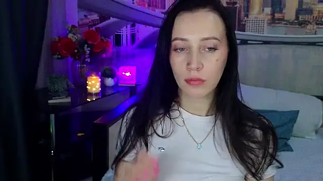 دردشة MonicaSweetx الجنسية المباشرة