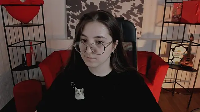 Chat +18 de VirtuallVoyant ao vivo