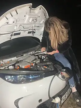 Show modela samia42 na web-kameri