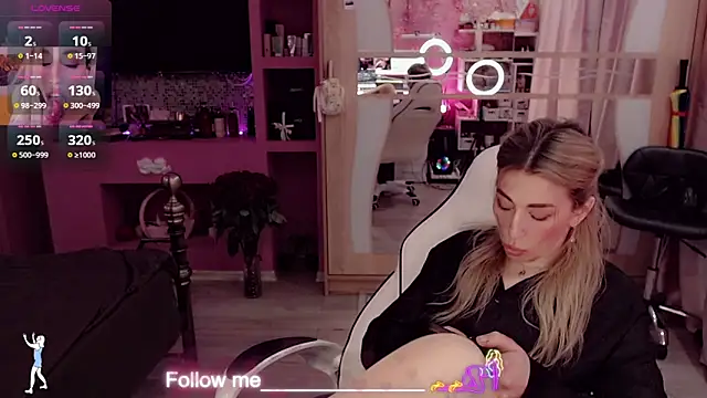 AnnieGOld_ Live XXX Chat