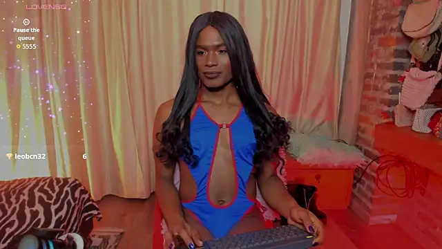 LaGoldenBitch Webcam-Show