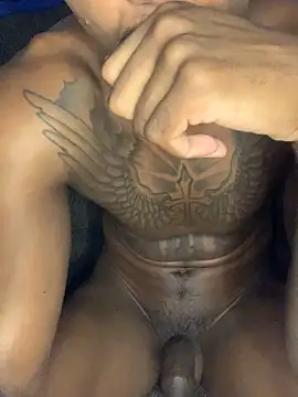 kcetepreto: διαδικτυακό σόου στην κάμερα