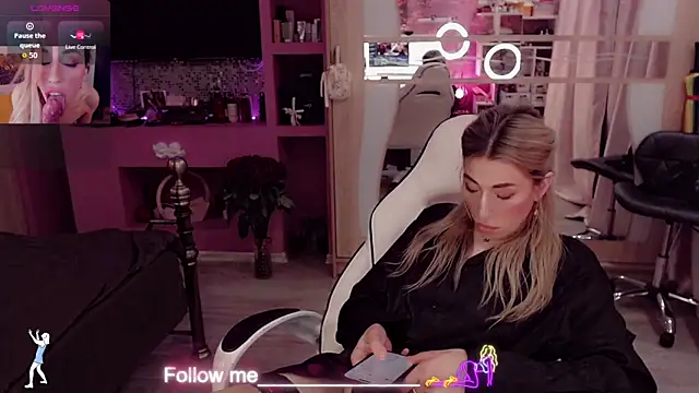 Živý XXX chat AnnieGOld_