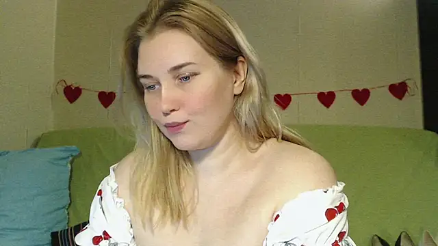 Chat +18 de mmmPinUpGirl ao vivo