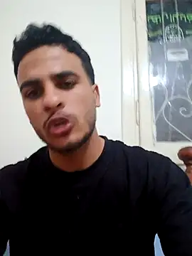 Aymanovic2882 Webcam Show