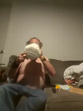 yourMasterisBored Webcam Show