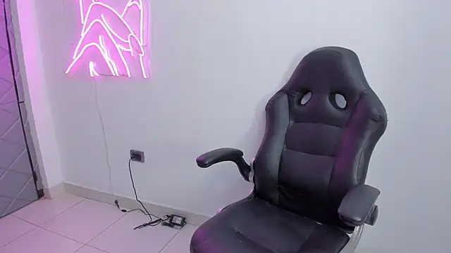 Chat XXX en directo de Amber_Harriis