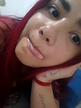 Chat XXX en directo de lucyheart_8