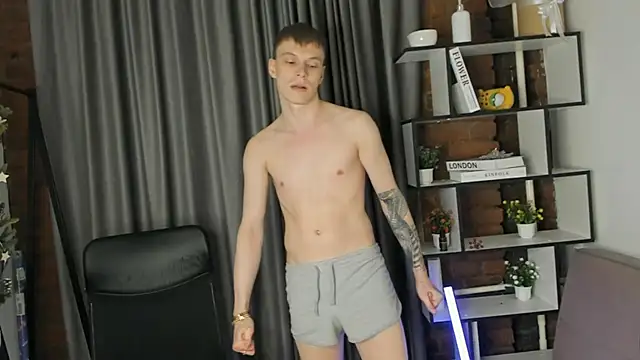 TwinkWhite Chat XXX live