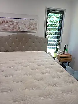 โชว์เว็บแคมของ Handsolo_porn