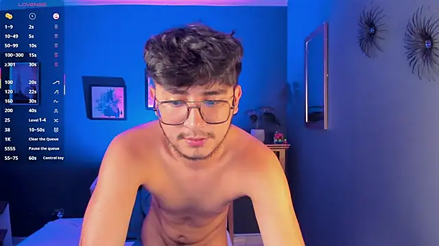 Dante_Rushx: διαδικτυακό σόου στην κάμερα