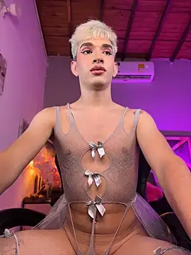 Cherry_zayden_ Chat XXX in diretta