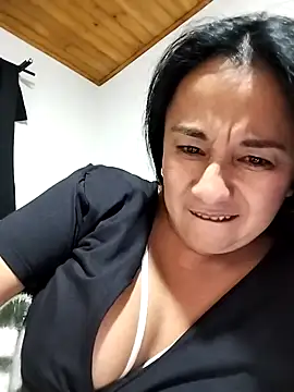 _Dr-Luna_1 Live XXX-Chat