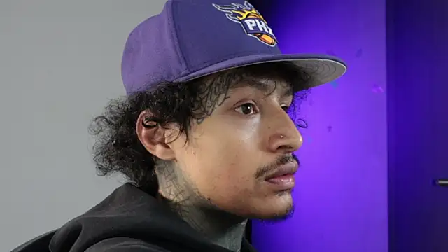 trieoneのライブXXXチャット