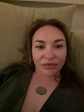 แชท XXX สดของ Syverelle