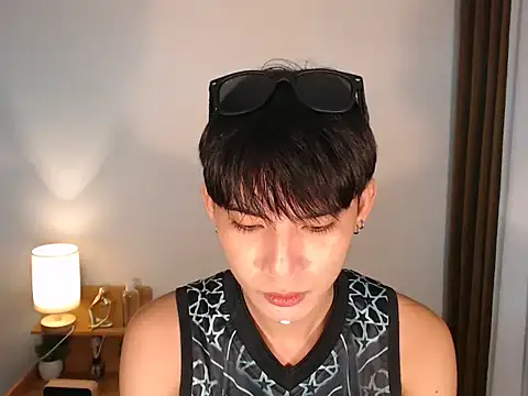 asian_dai Chat XXX in diretta