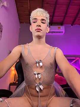 โชว์เว็บแคมของ Cherry_zayden_